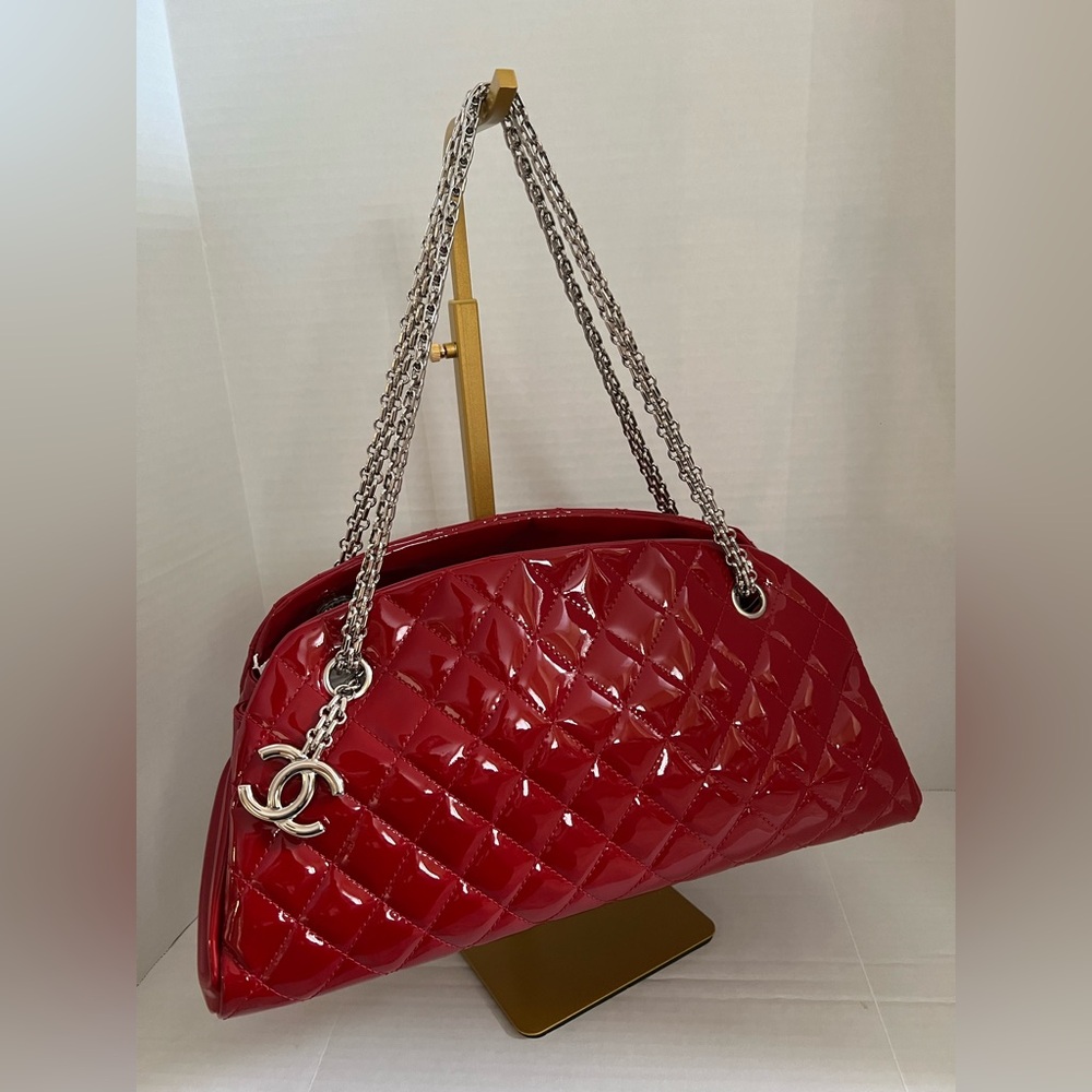 CHANEL
Red Quilted Patent Leather Just Mademoiselle Bowling Bag - Picture 4 of 12